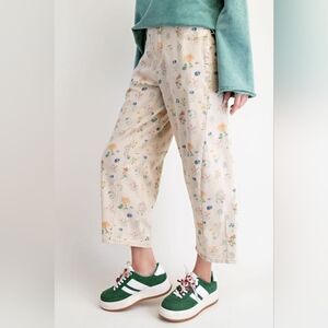 Easel Cream beige Floral Print Wide Leg Barrel Jeans Size Medium